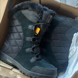NEW Columbia Women's Ice Maiden II Black Boots